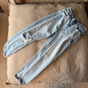 Abercrombie & Fitch High Rise Mom Jean